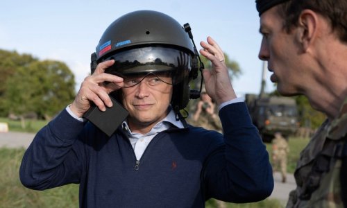 Великобритания хочет направить в Украину военных инструкторов