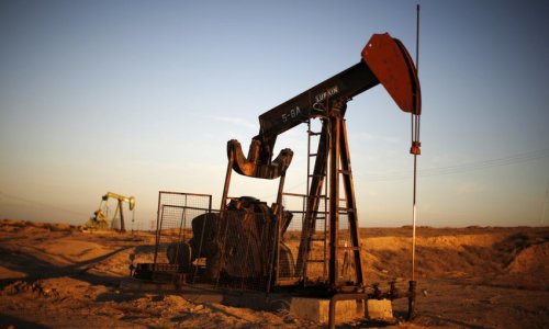 World oil prices fall by over 1%