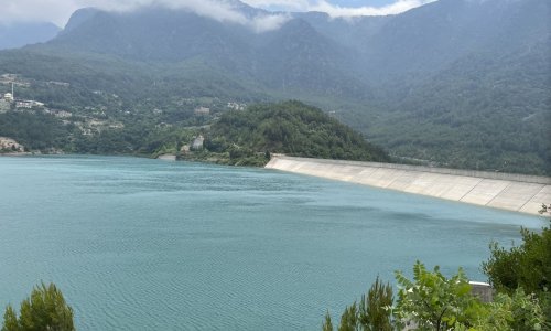 Baş nazir Sərsəng və Suqovuşan su anbarları ilə bağlı qərar imzalayıb