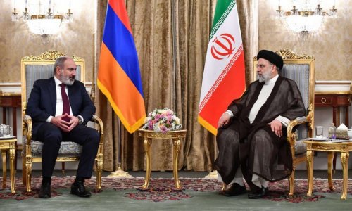 Armenia's Pashinyan, Iran's Raisi discuss 3+3 regional platform