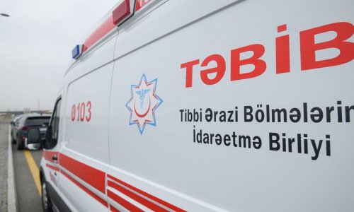 3 people injured in Baku due to strong winds, one in serious condition