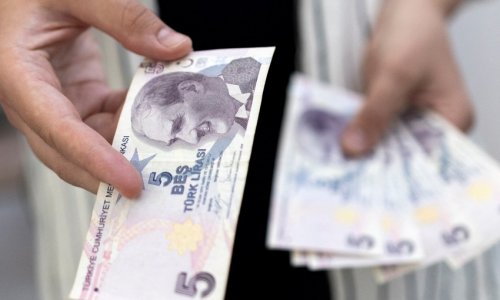 Turkish lira hits historical low