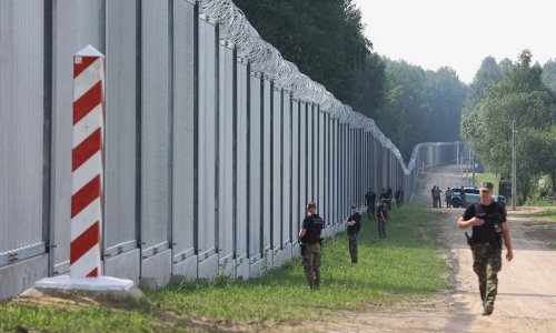 Poland calls on Germany to send troops to NATO's eastern border