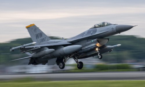 Pentagon eyes providing Ukraine with first F-16s this year