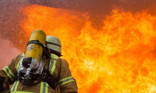 10 people evacuated after fire breaks out in residential building in Azerbaijan’s Ganja