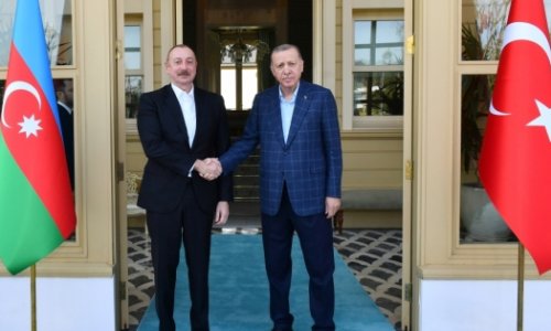 Ильхам Алиев уверен: Турция справится с трудностями