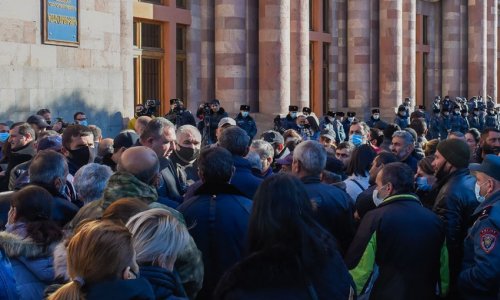 Parents of missing servicemen holding protest in Yerevan