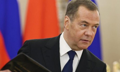 Медведев предложил отправлять украинцев в Сибирь