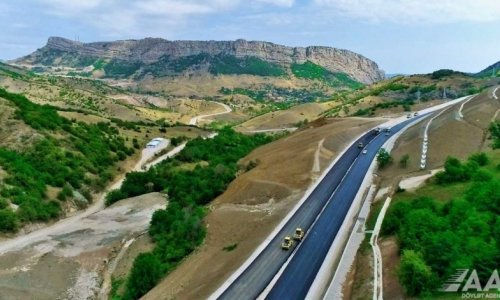 Строительство дороги Ахмедбейли - Физули - Шуша планируется завершить к концу года