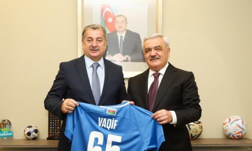 Президент АФФА поздравил Вагифа Садыгова