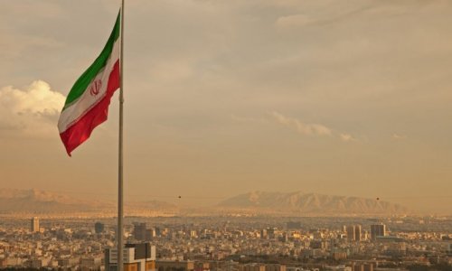 СМИ: Семьи немецких дипломатов покидают Иран