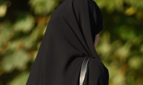 Иран ужесточает контроль за ношением хиджаба