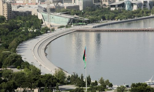 Баку на третьем месте среди городов по росту прямых инвестиций