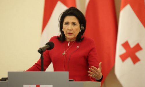 Президент Грузии потребовала от МВД прекратить разгон демонстрантов
