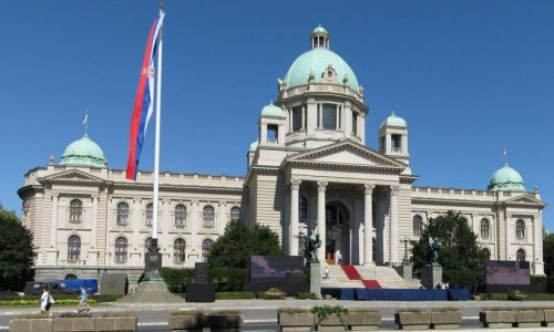 Serbiya parlamenti yeni hökumət tərkibini təsdiqləyib