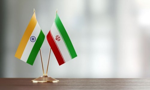 Иран намерен расширять отношения с Индией в форматах БРИКС и ШОС