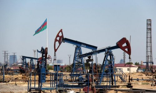 Apreldə gündəlik neft hasilatı 4,8% azalıb