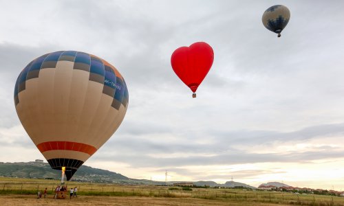 В Шамахы проходит Фестиваль воздушных шаров