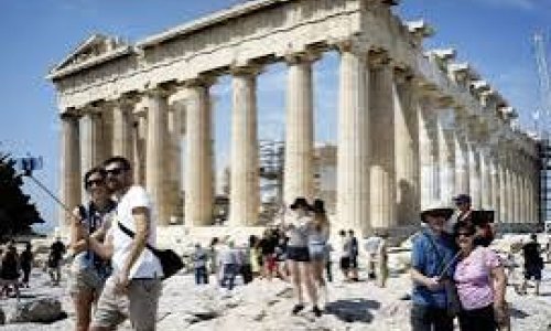 В Греции из-за жары скончались туристы