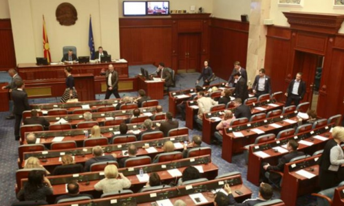 СМИ: Парламент Северной Македонии утвердил новое правительство