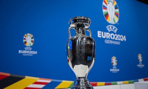 ЕВРО-2024: Английские футбольные фанаты устроили ДТП в центре Берлина