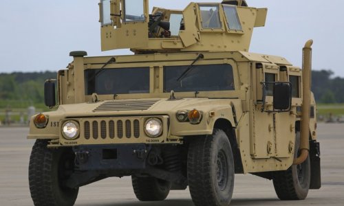 США передадут Молдове бронеавтомобили HMMWV