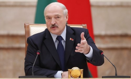 Лукашенко: Беларусь была вынуждена перебросить к границе с Украиной почти треть своей армии