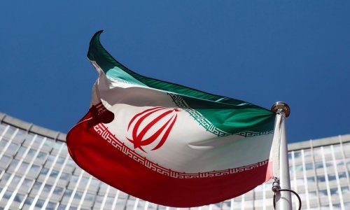 Iran issues missile attack warning