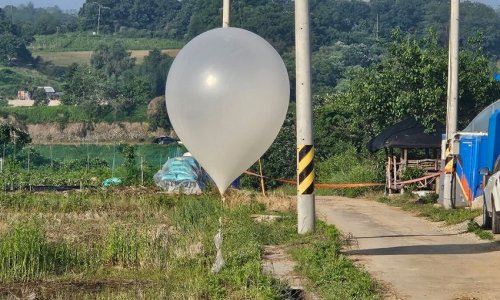 КНДР пятый день подряд запустила шары с мусором в Южную Корею