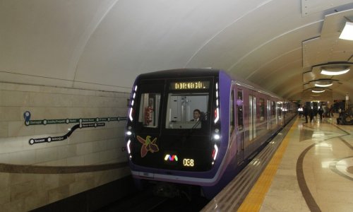 Bakı metrosunda qatarların hərəkəti ləngiyib