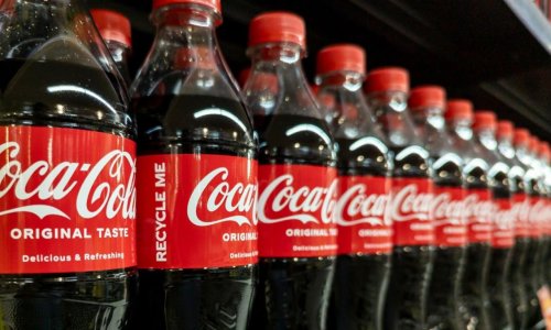 Coca-Cola milyonlarla içkisini təhlükəli hissəciklərə görə geri çağırır