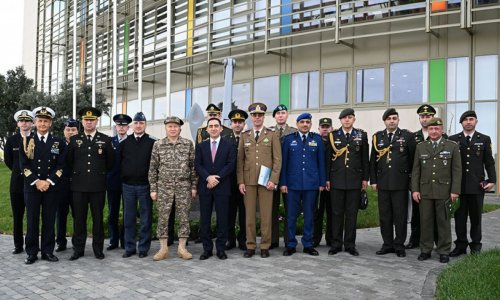 Hərbi attaşelər Bakı Beynəlxalq Dəniz Ticarət Limanında olublar