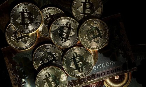 Биткоин впервые превысил 81 000 долларов