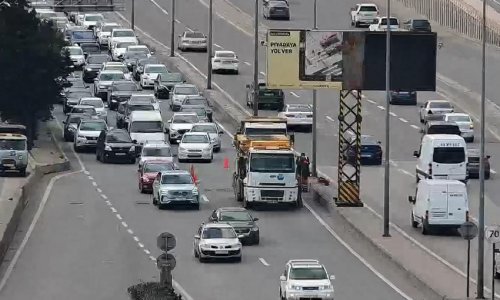 В Баку в направлении станции метро 