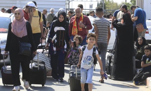 More than 300,000 Palestinians return to northern Gaza on Monday — officials