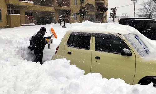 Yaponiyada güclü qar nəticəsində xəsarət alanlar var