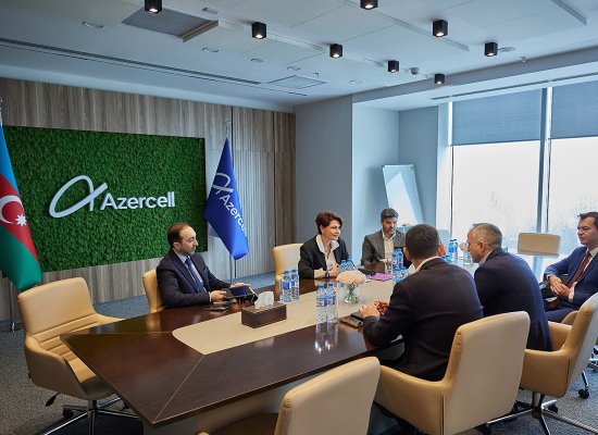 
Azercell and UiPath join forces to drive business automation and AI adoption in Azerbaijan