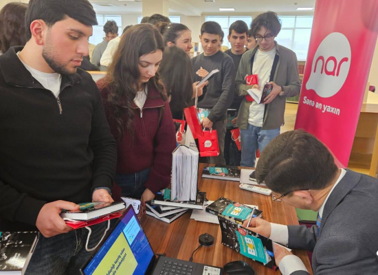 
“Nar”ın dəstəyi ilə Azərbaycanda biznesə dair ilk “B4B” kitabı təqdim olundu