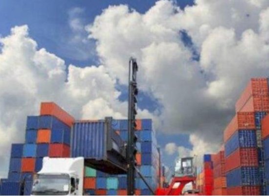 Azerbaijan blames spike in imports on surge in non-monetary gold