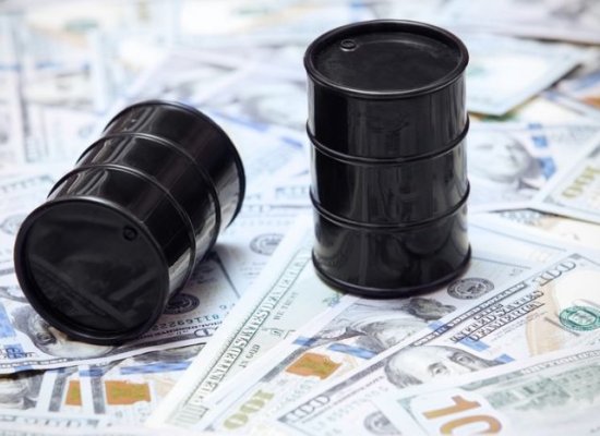 Азербайджанская нефть продолжает дешеветь