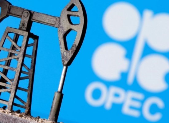 ОПЕК+ в мае добывали на 52 тыс. б/с нефти ниже плана