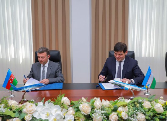 AZAL и Uzbekistan Airways заключили соглашение о совместной эксплуатации рейсов