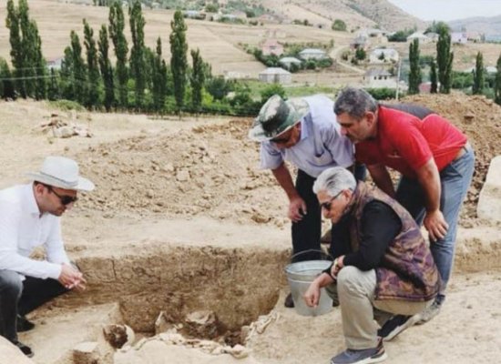 International team uncovers ancient burial artifacts in Azerbaijan’s Yardymli district