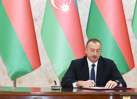 President Ilham Aliyev approves new law on gas supply