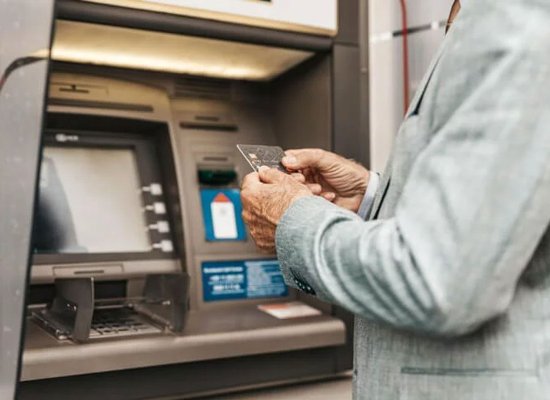 В Азербайджане пенсии полностью будут выплачены 23 сентября