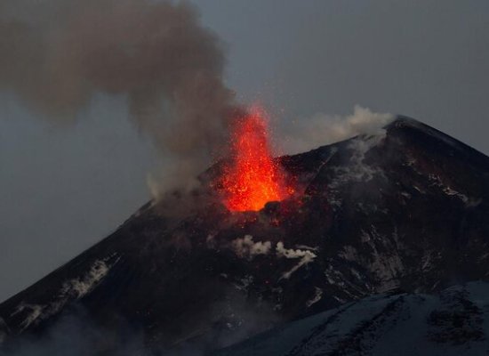 İranda Taftan vulkanı yenidən aktivlik göstərib