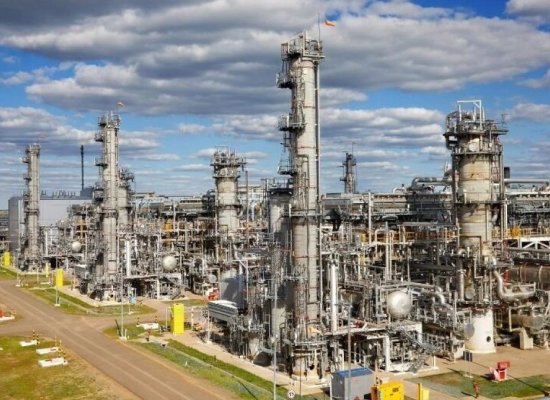 Грузия заменяет азербайджанскую нефть российской