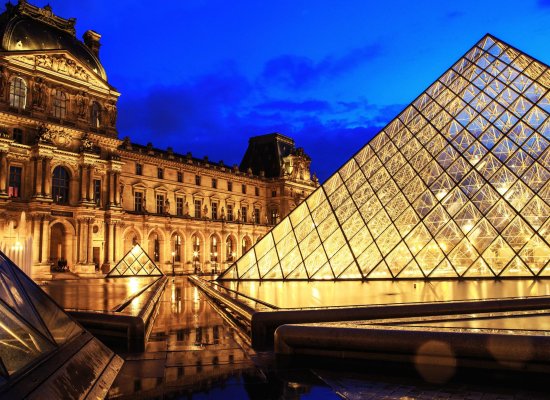 Лувр повышает цены на билеты для туристов не из Европы