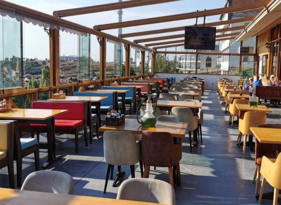 
Bakıda kafe və restoranların dövriyyəsi 1.5 milyard manatı ötüb