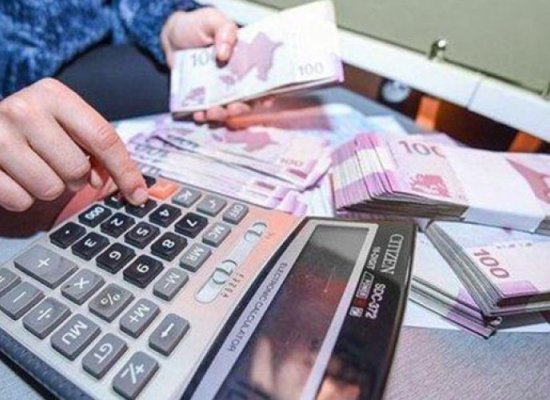 On bir ayda əsas kapitala nə qədər investisiya qoyulub?